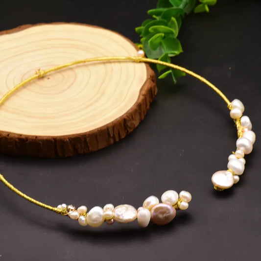 round wire necklace